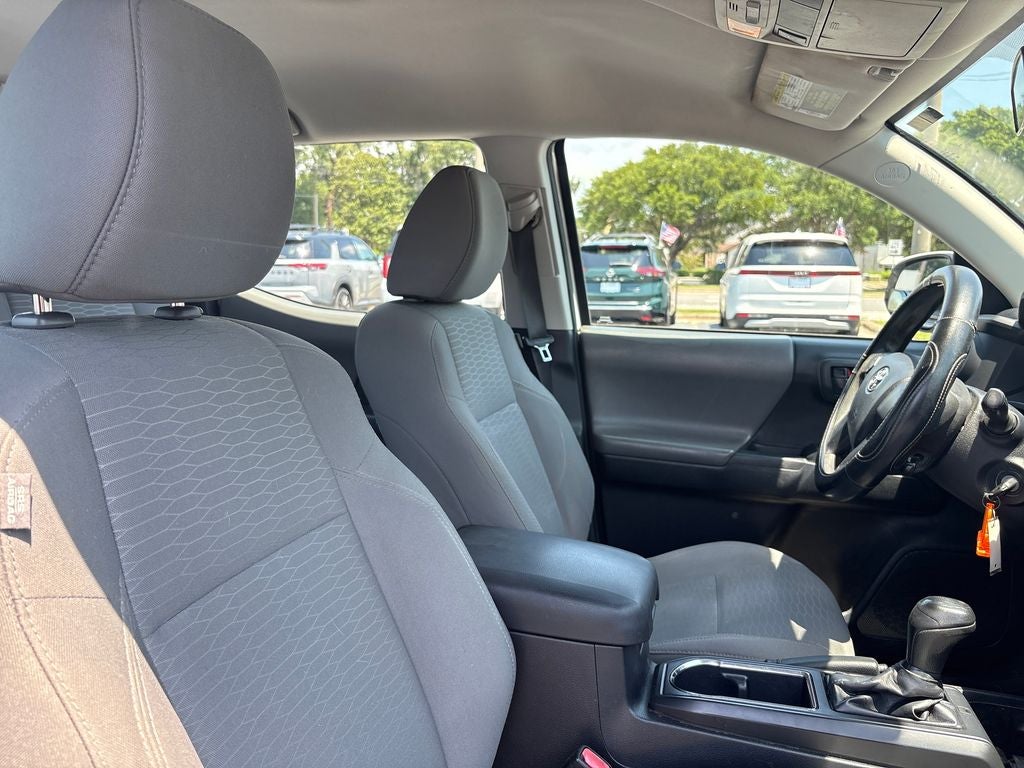 2016 Toyota Tacoma SR