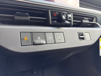 2026 Nissan LEAF Platinum+