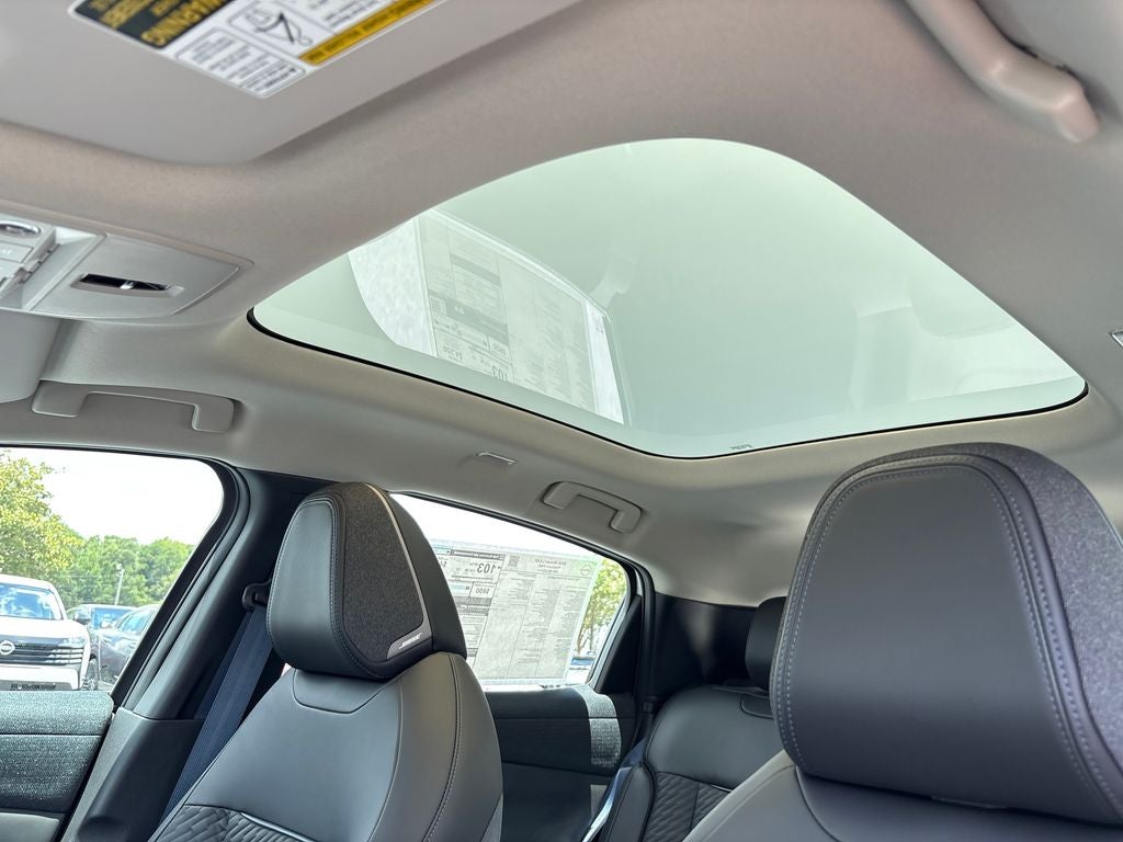2026 Nissan LEAF Platinum+