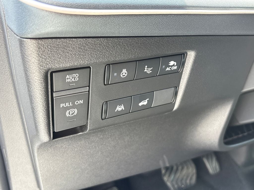 2026 Nissan LEAF Platinum+