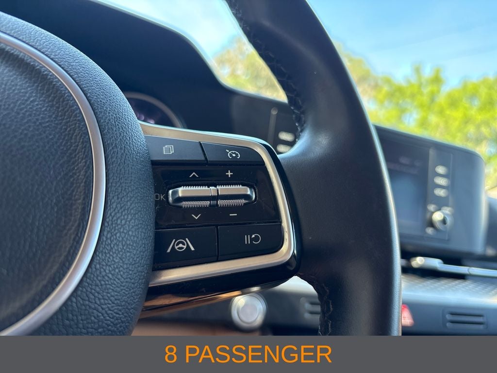 2024 Kia Carnival LX