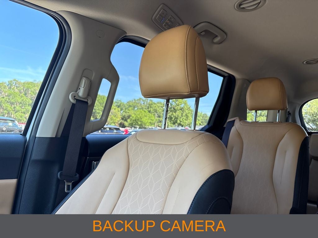 2024 Kia Carnival LX