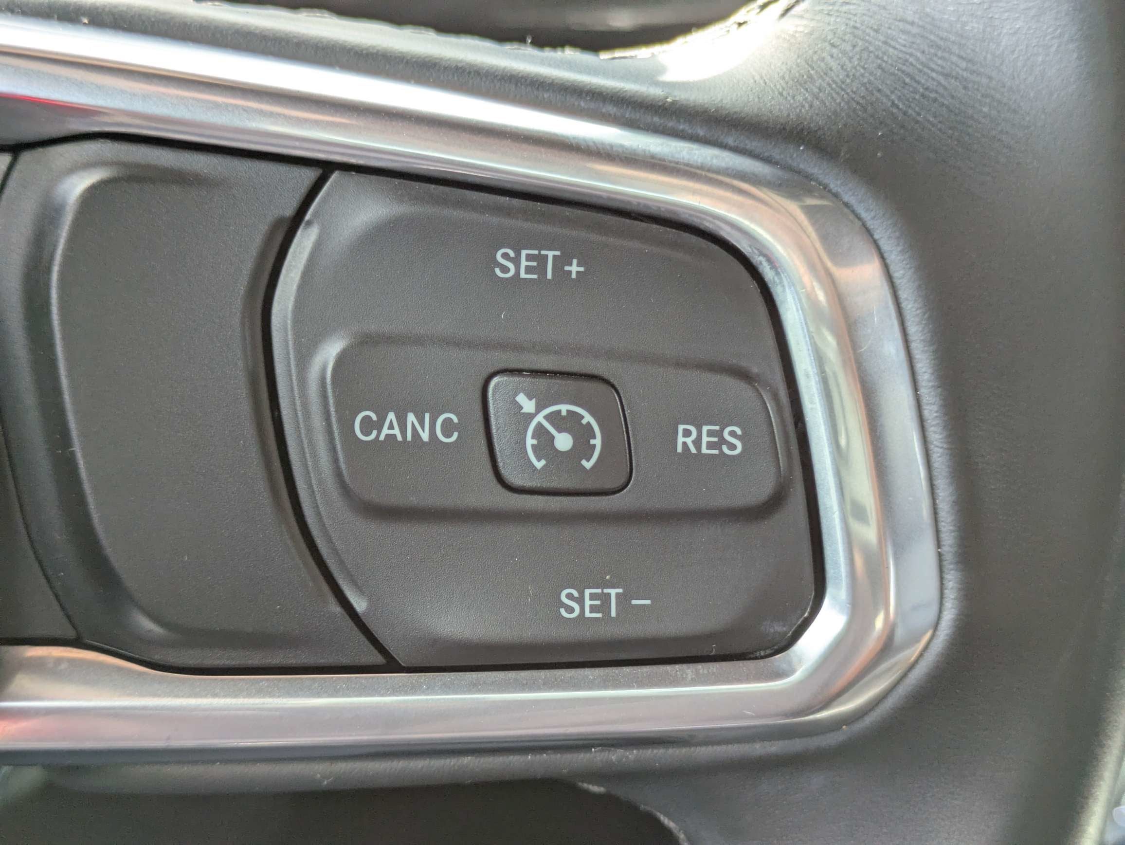 2019 Jeep Wrangler Unlimited Sahara Altitude