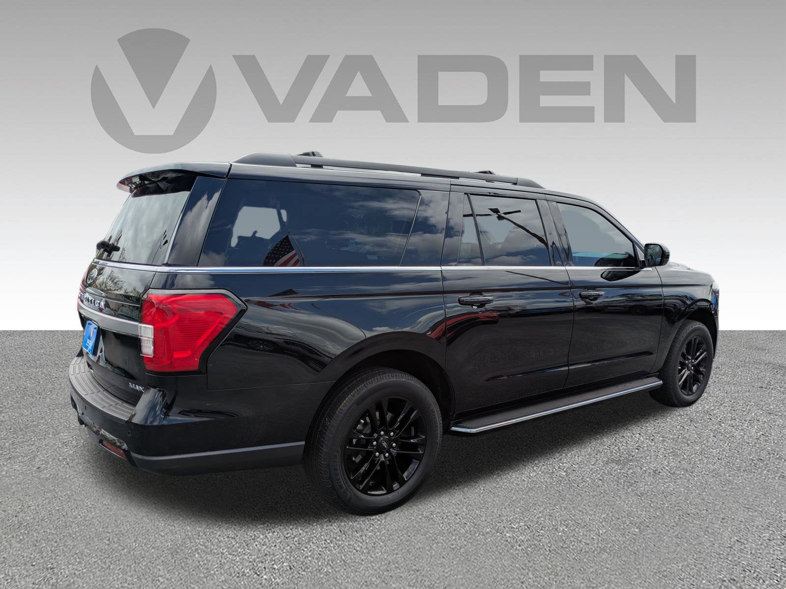 2022 Ford Expedition Max XLT