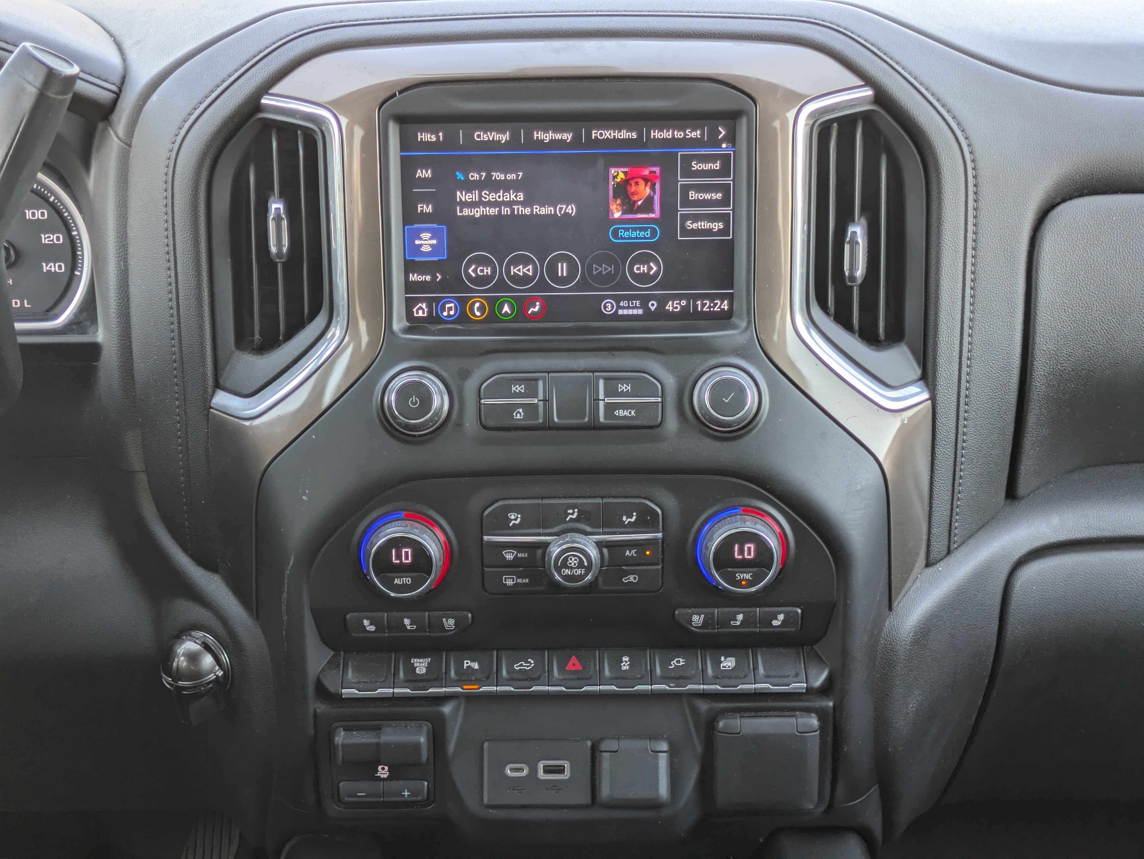 2022 Chevrolet Silverado 3500HD High Country