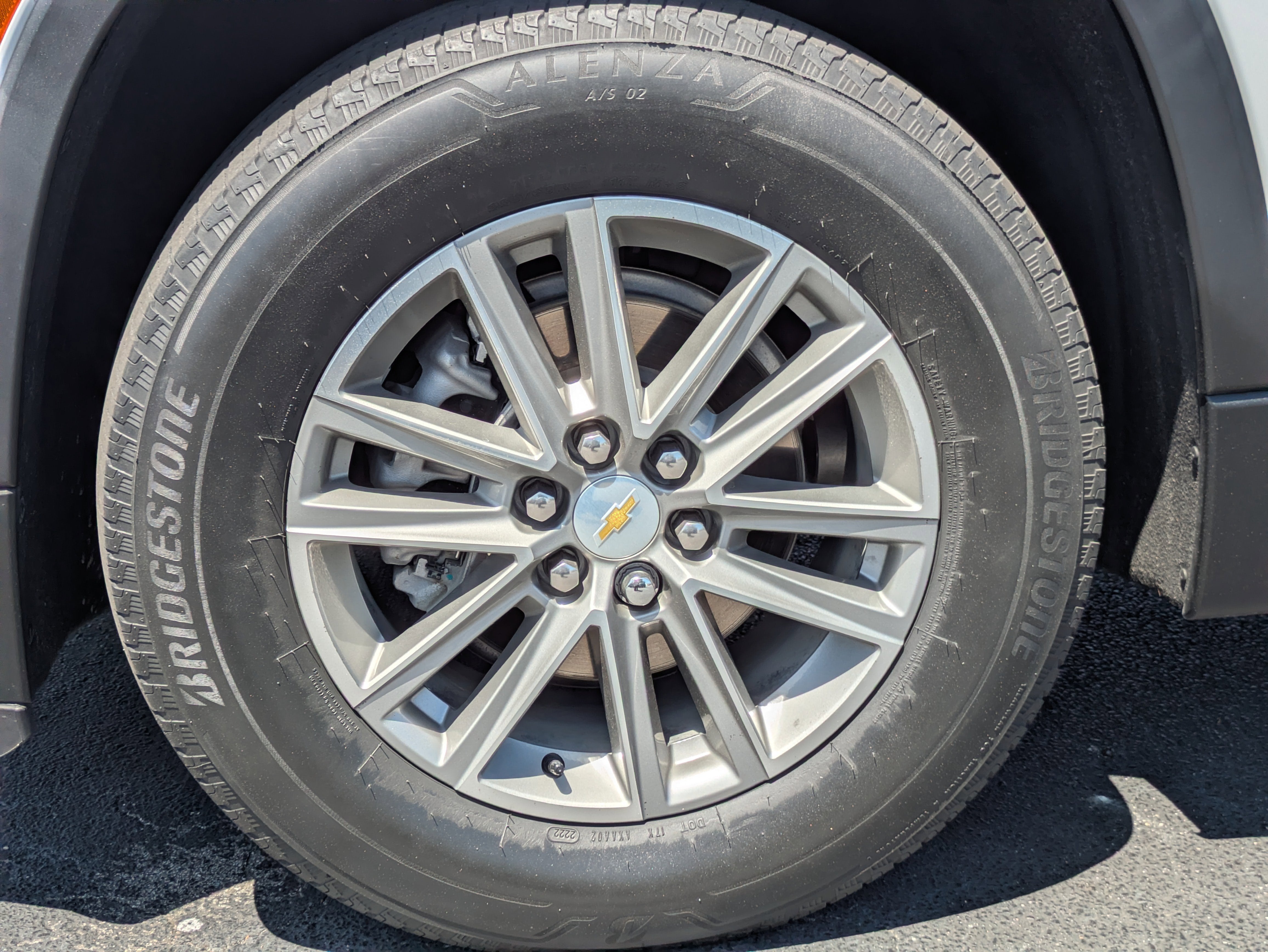 2022 Chevrolet Traverse LT Cloth