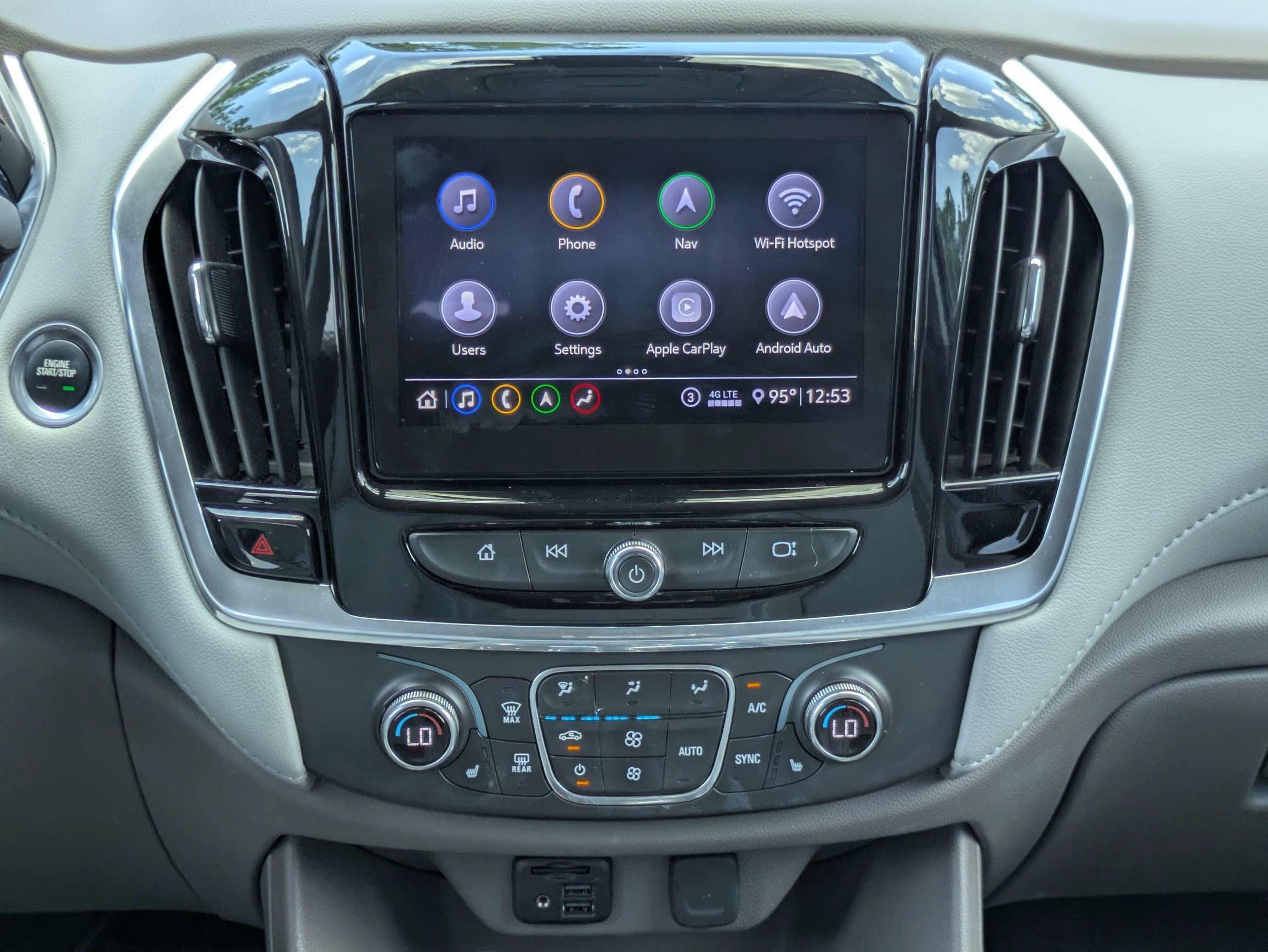 2020 Chevrolet Traverse LT Leather