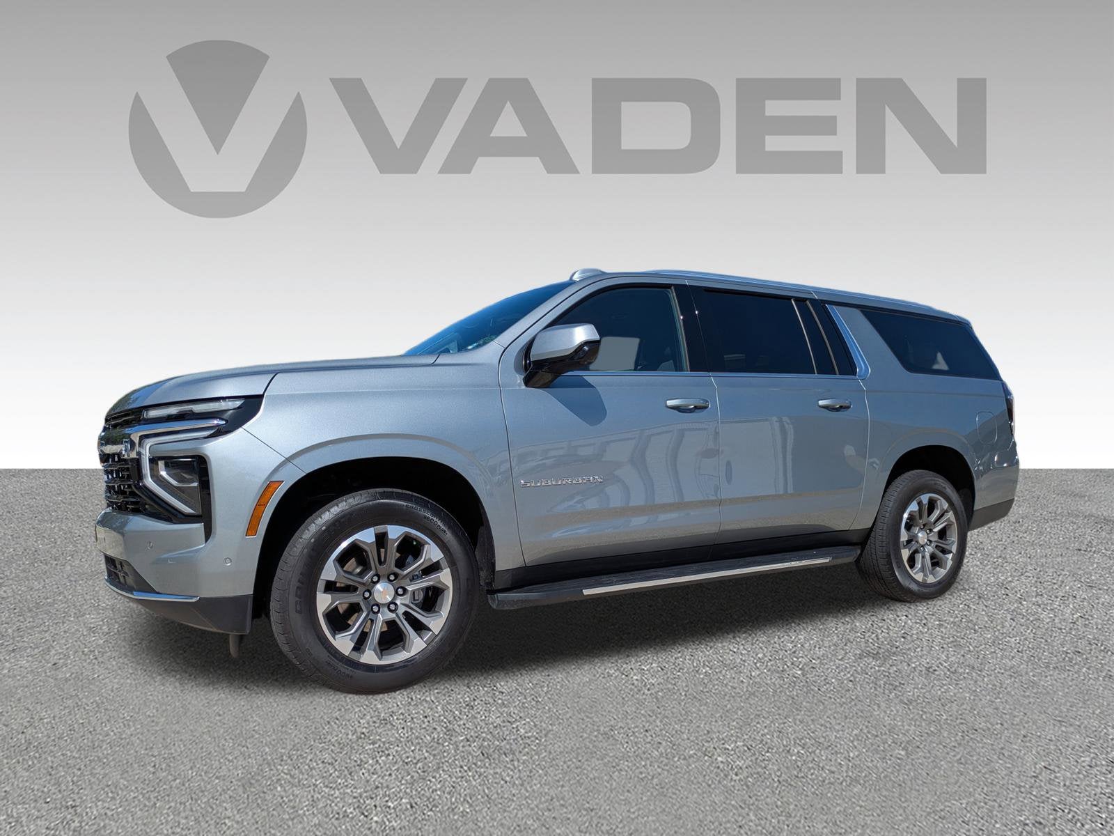 2025 Chevrolet Suburban LS