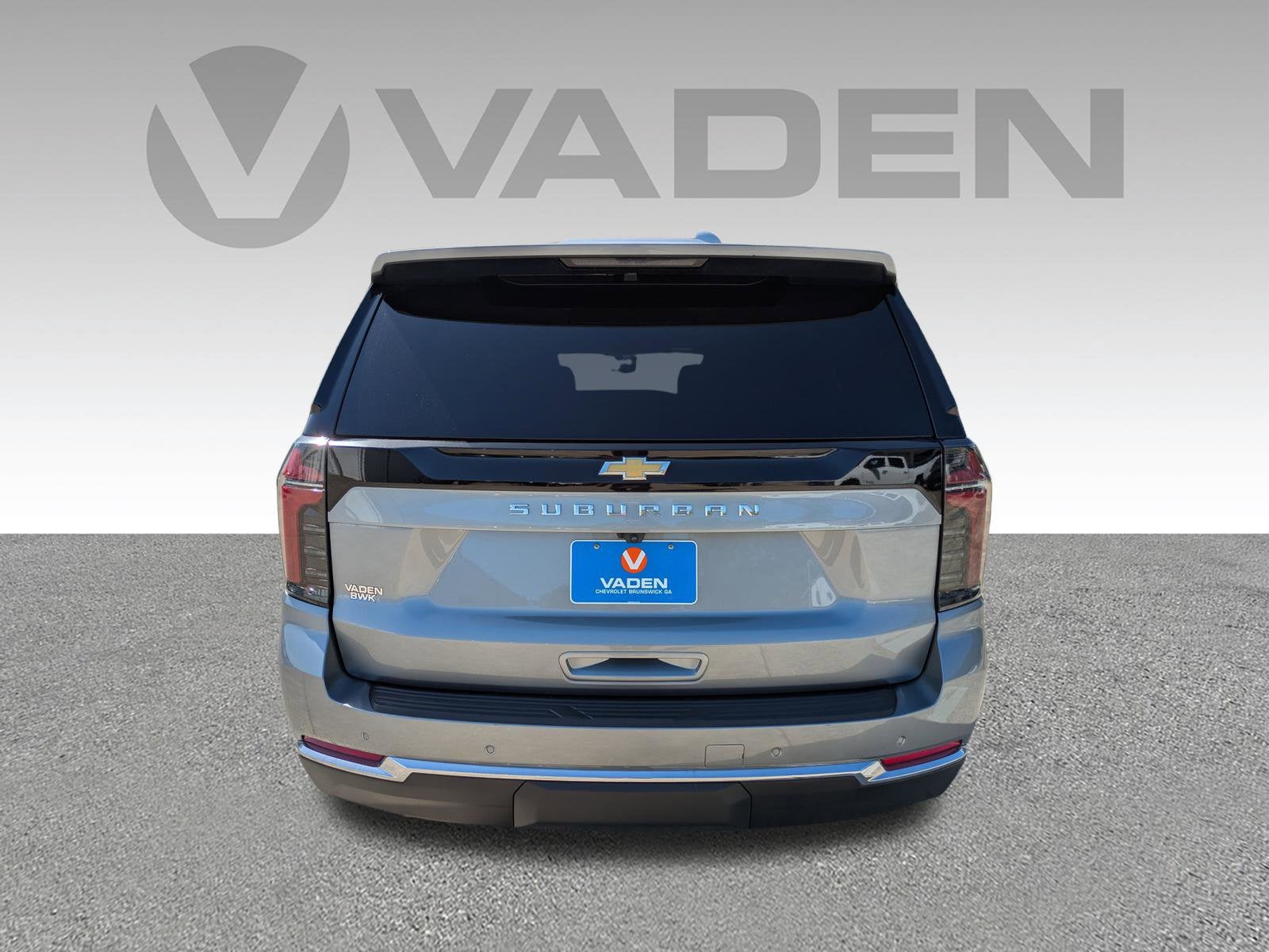 2025 Chevrolet Suburban LS