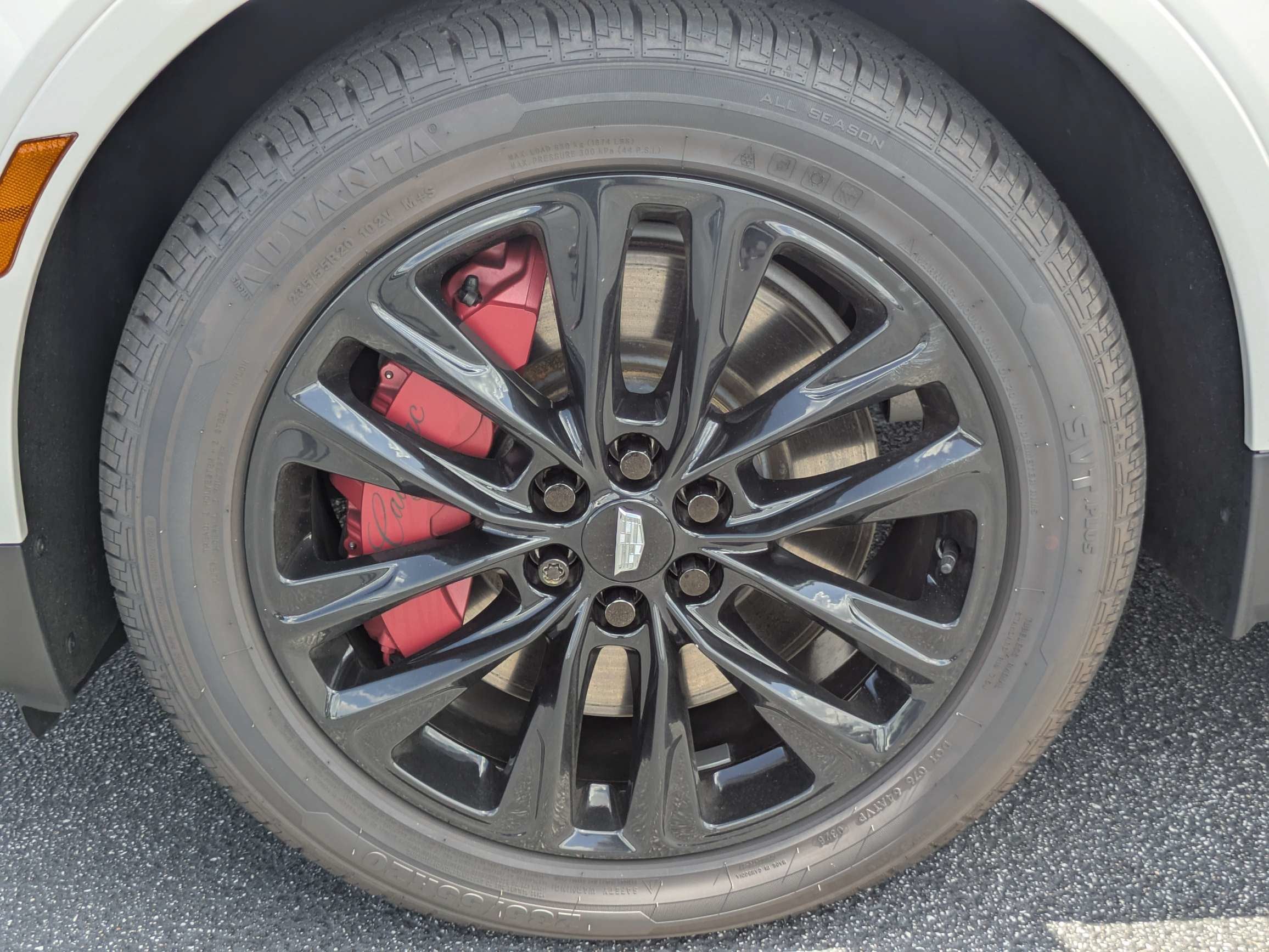 2023 Cadillac XT5 AWD Sport