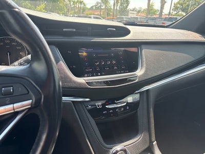 2022 Cadillac XT6 Luxury