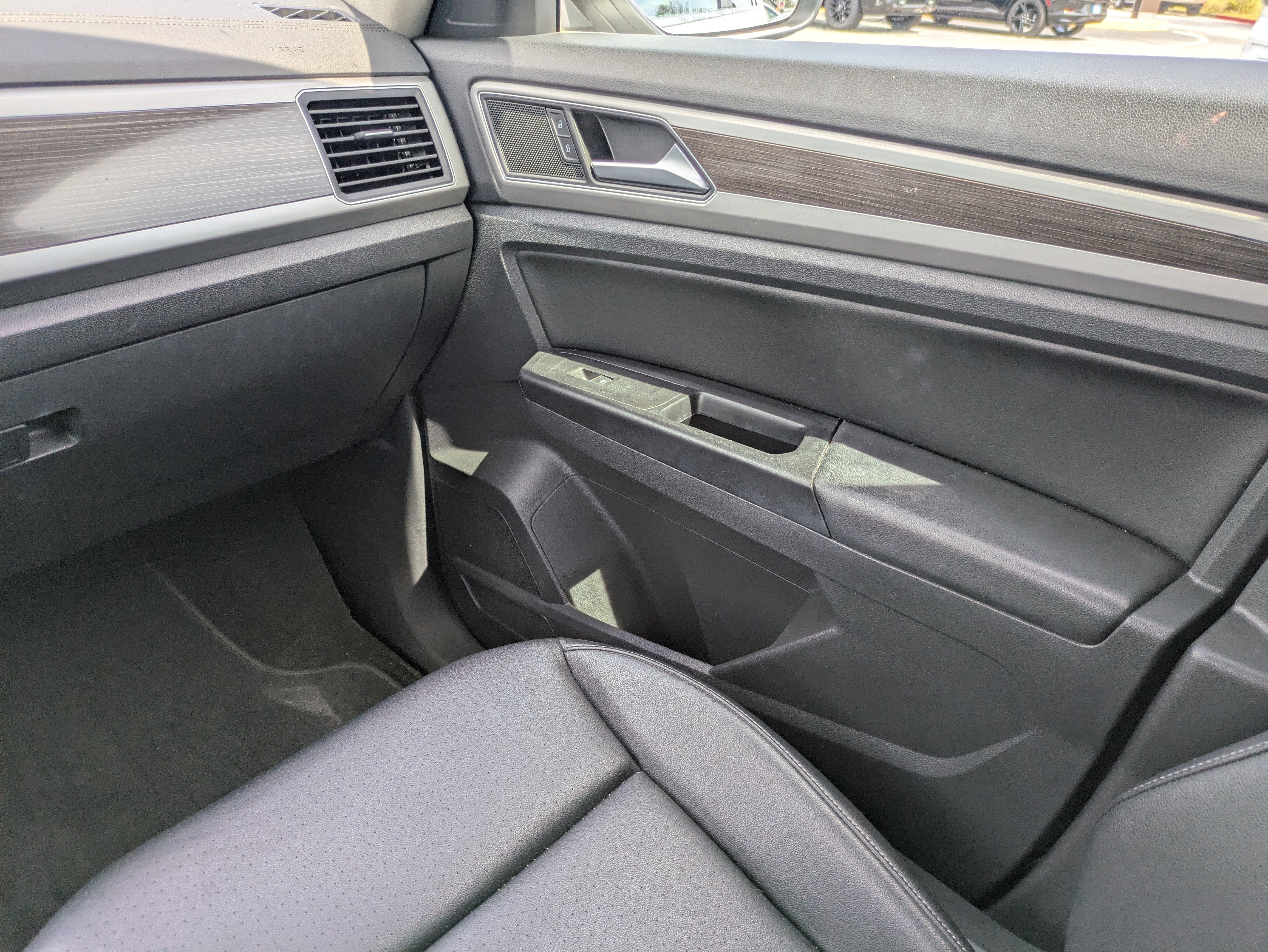 2019 Volkswagen Atlas 3.6L V6 SE w/Technology