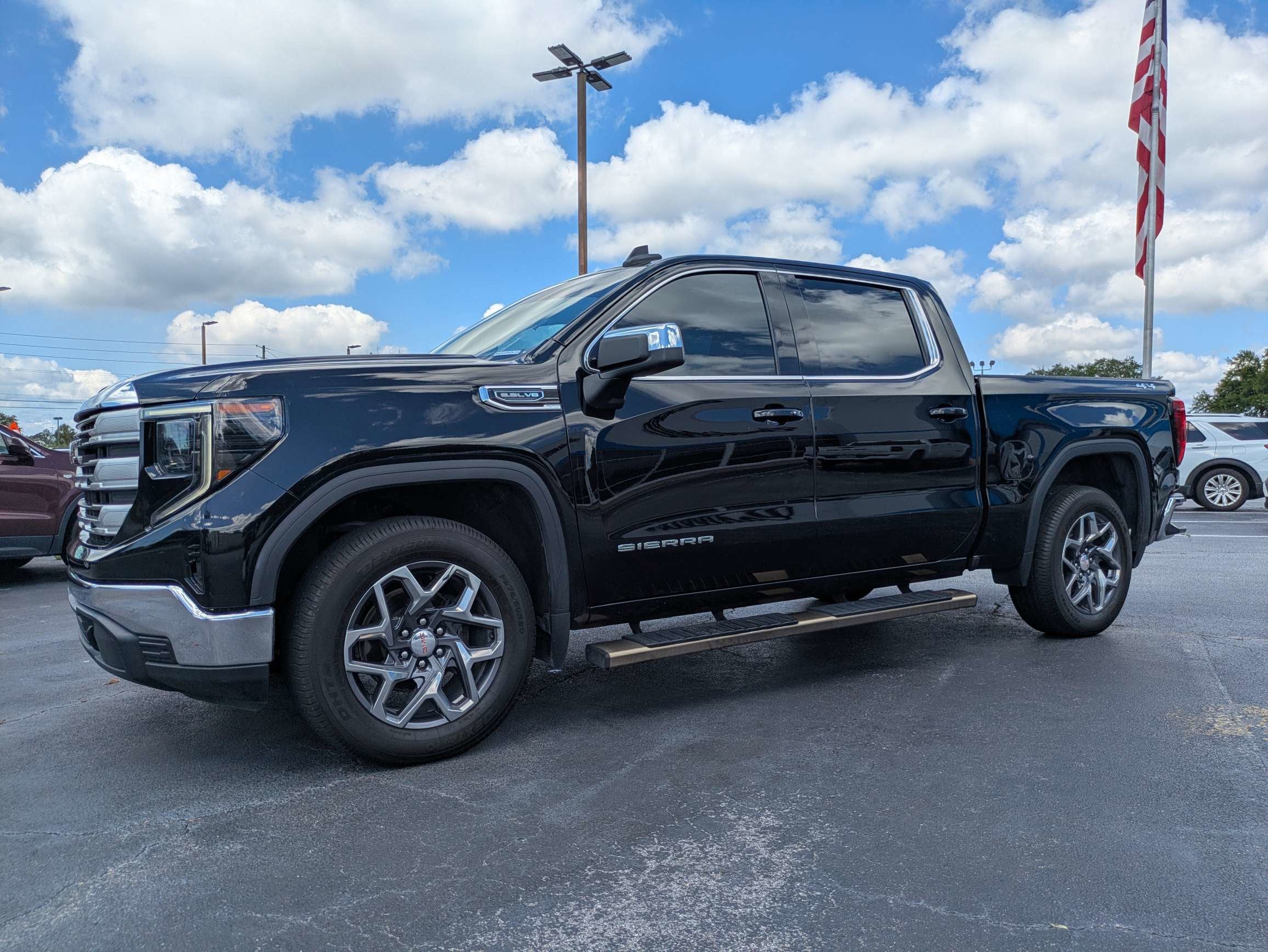 2022 GMC Sierra 1500 SLE