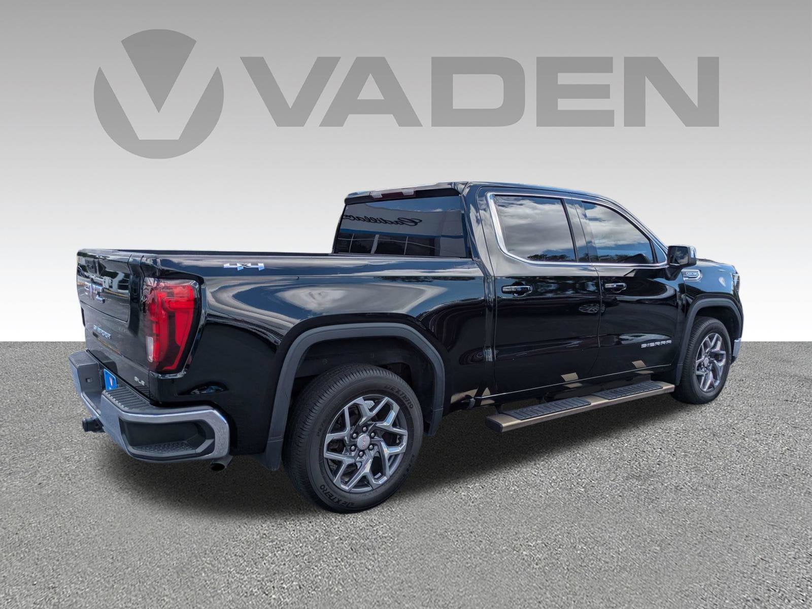 2022 GMC Sierra 1500 SLE