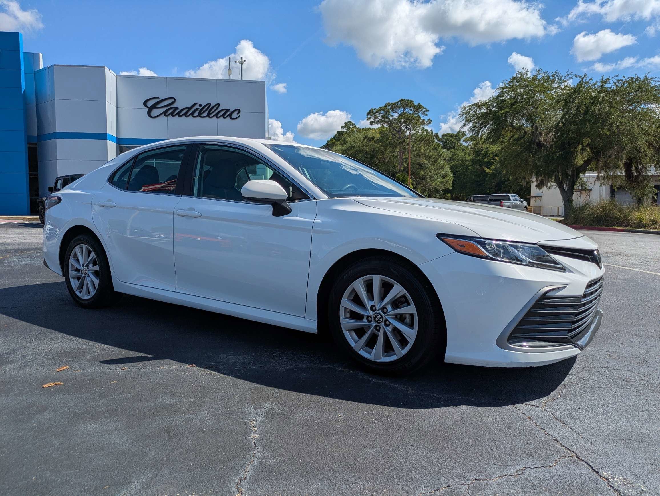 2023 Toyota Camry LE