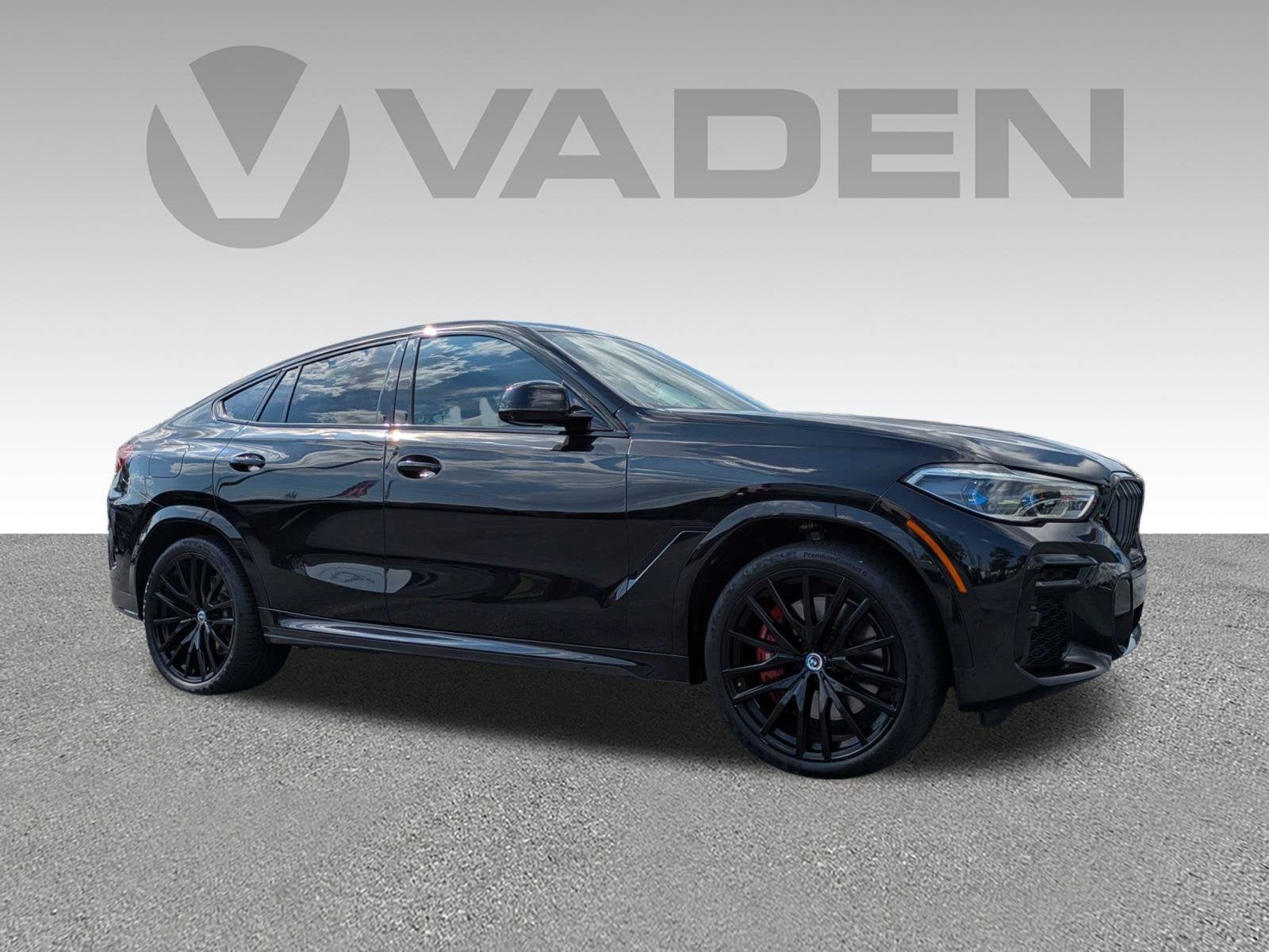 2023 BMW X6 M50i