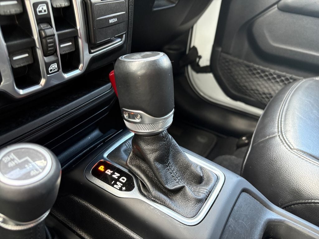 2020 Jeep Wrangler Unlimited Sahara Altitude 4x4