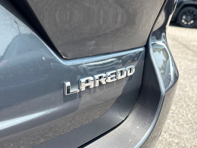 2023 Jeep Grand Cherokee Laredo 4x2
