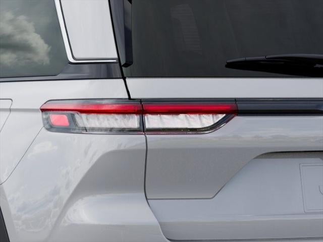 2026 Jeep Grand Cherokee GRAND CHEROKEE LAREDO 4X2