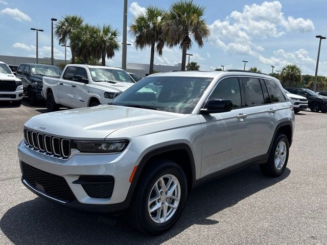 2026 Jeep Grand Cherokee GRAND CHEROKEE LAREDO X 4X2