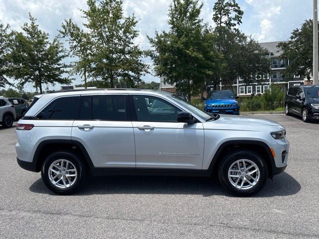 2026 Jeep Grand Cherokee GRAND CHEROKEE LAREDO X 4X2