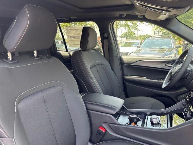 2026 Jeep Grand Cherokee GRAND CHEROKEE LAREDO X 4X2