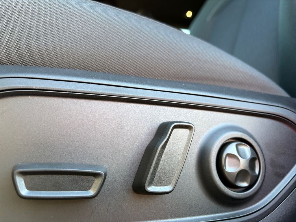 2026 Jeep Grand Cherokee GRAND CHEROKEE LAREDO 4X2