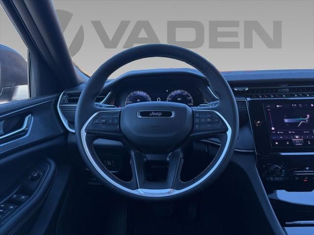 2026 Jeep Grand Cherokee GRAND CHEROKEE LAREDO 4X2