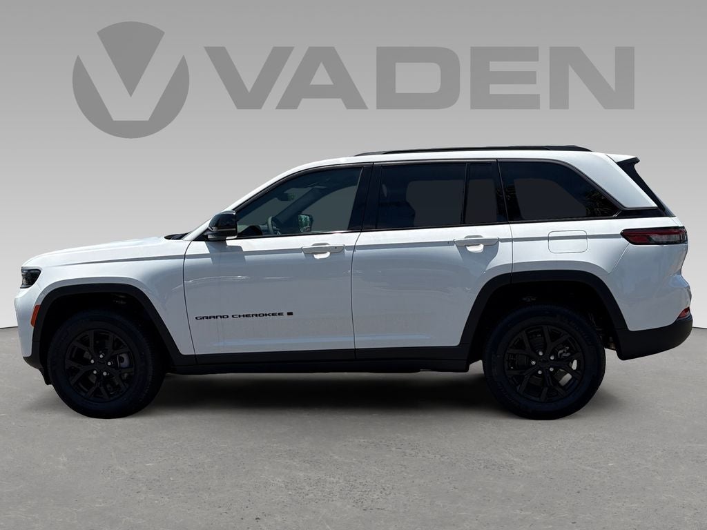 2026 Jeep Grand Cherokee GRAND CHEROKEE LAREDO ALTITUDE 4X2