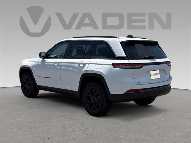 2026 Jeep Grand Cherokee GRAND CHEROKEE LAREDO ALTITUDE 4X2