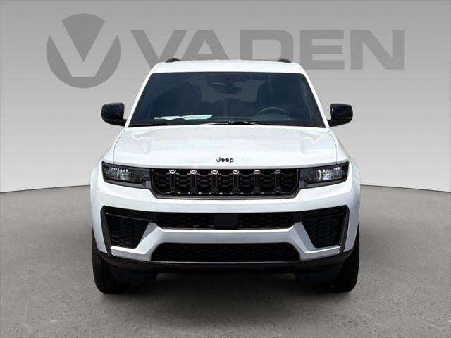 2026 Jeep Grand Cherokee GRAND CHEROKEE LAREDO ALTITUDE 4X2