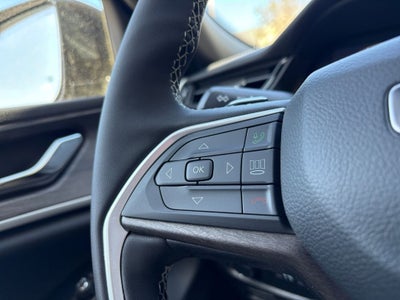 2026 Jeep Grand Cherokee GRAND CHEROKEE LAREDO ALTITUDE 4X2