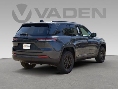 2026 Jeep Grand Cherokee GRAND CHEROKEE LAREDO ALTITUDE 4X2