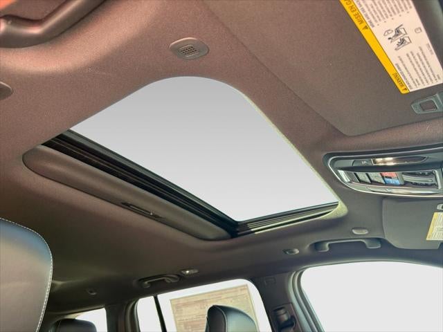 2026 Jeep Grand Cherokee GRAND CHEROKEE LAREDO ALTITUDE 4X2