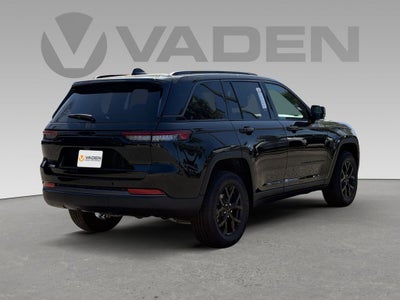 2026 Jeep Grand Cherokee GRAND CHEROKEE LAREDO ALTITUDE 4X2