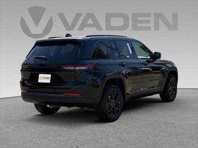 2026 Jeep Grand Cherokee GRAND CHEROKEE LAREDO ALTITUDE 4X2