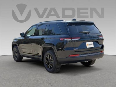 2026 Jeep Grand Cherokee GRAND CHEROKEE LAREDO ALTITUDE 4X2