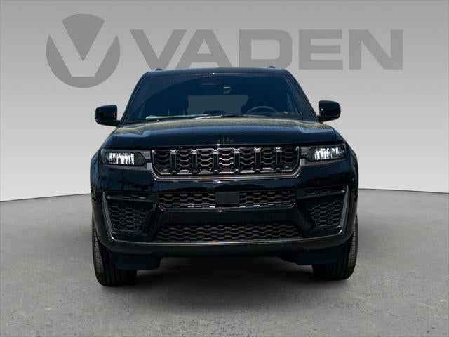 2026 Jeep Grand Cherokee GRAND CHEROKEE LAREDO ALTITUDE 4X2