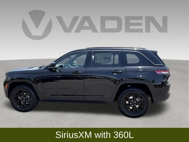 2026 Jeep Grand Cherokee GRAND CHEROKEE LAREDO ALTITUDE 4X2