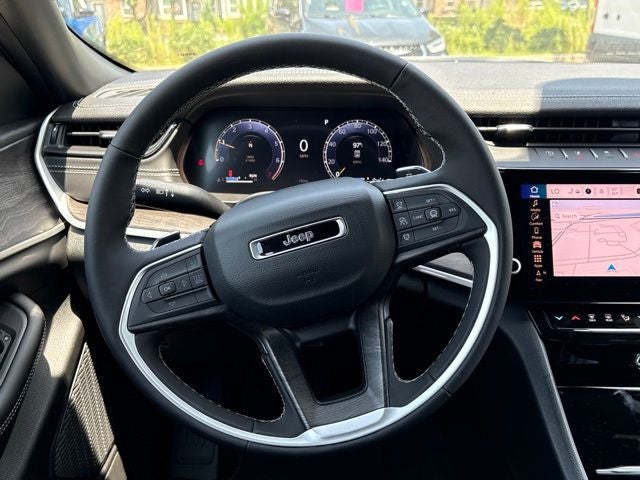 2026 Jeep Grand Cherokee GRAND CHEROKEE LAREDO ALTITUDE 4X2