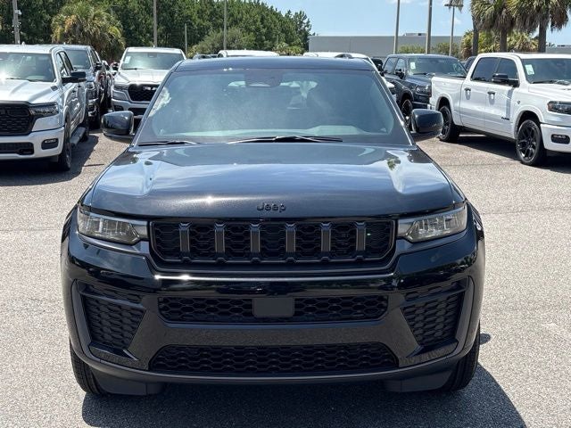 2026 Jeep Grand Cherokee GRAND CHEROKEE LAREDO ALTITUDE 4X2