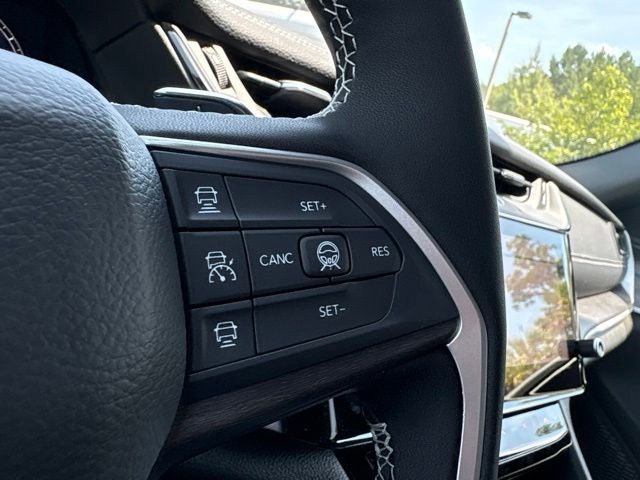 2026 Jeep Grand Cherokee GRAND CHEROKEE LAREDO ALTITUDE 4X2