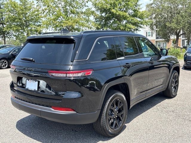 2026 Jeep Grand Cherokee GRAND CHEROKEE LAREDO ALTITUDE 4X2