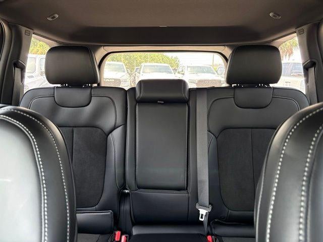 2026 Jeep Grand Cherokee GRAND CHEROKEE LAREDO ALTITUDE 4X2