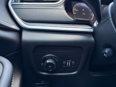 2025 Jeep Grand Cherokee GRAND CHEROKEE LIMITED 4X2