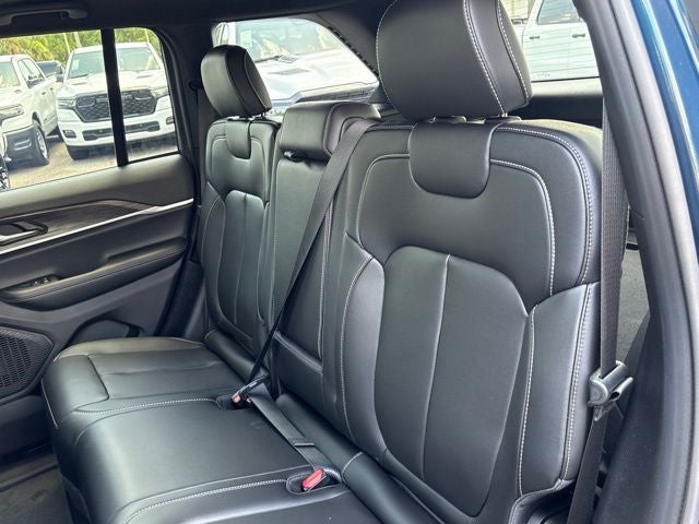 2026 Jeep Grand Cherokee GRAND CHEROKEE LIMITED 4X2