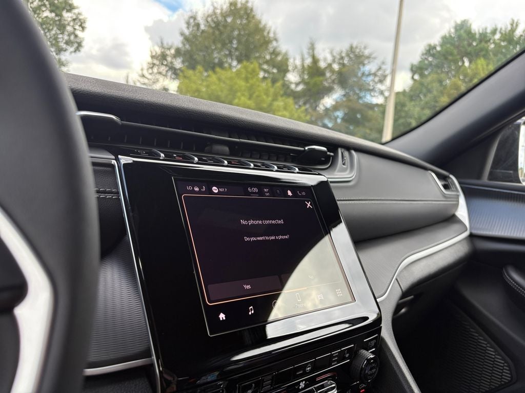 2025 Jeep Grand Cherokee GRAND CHEROKEE ALTITUDE 4X4