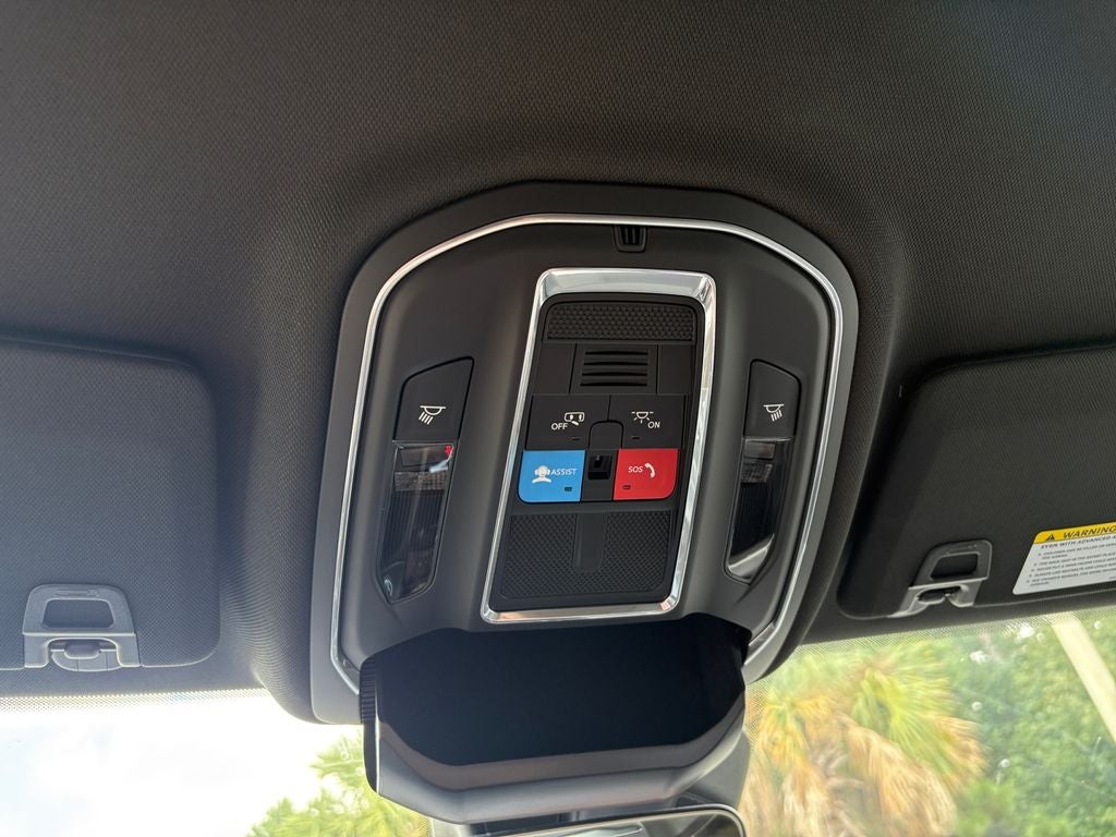 2025 Jeep Grand Cherokee GRAND CHEROKEE LAREDO 4X4