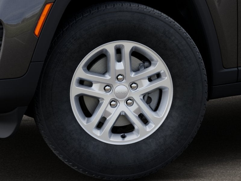 2025 Jeep Grand Cherokee GRAND CHEROKEE LAREDO 4X4