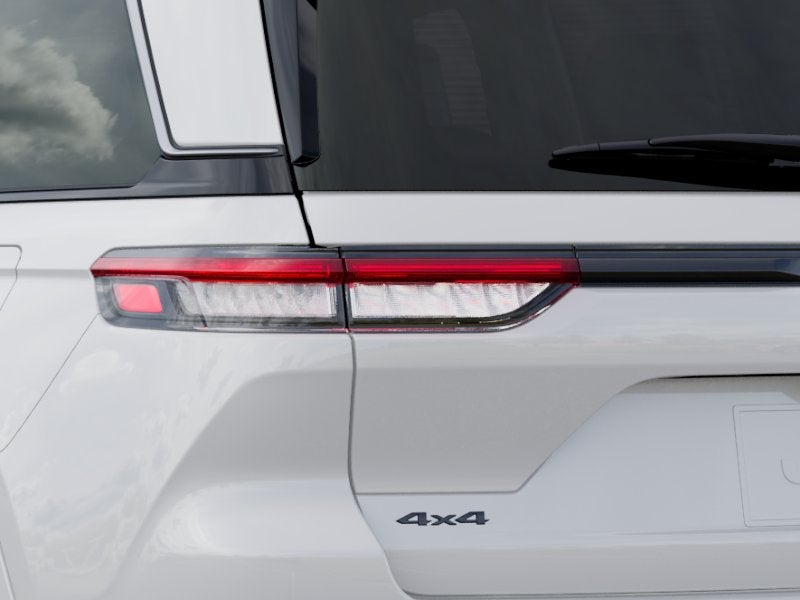 2027 Jeep Grand Cherokee Limited Reserve